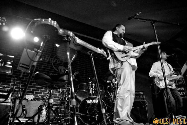 Album foto Concert AG Weinberger la Hard Rock Cafe