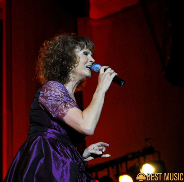 Angela Similea's pictures