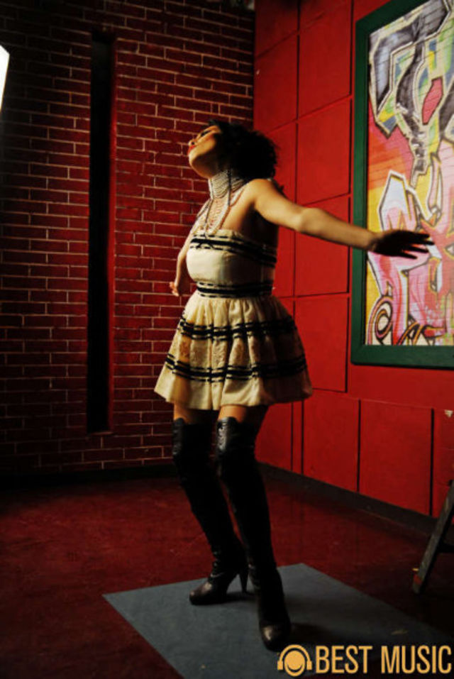 Andra - filmari clip Femeia