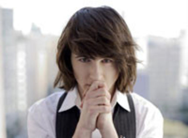 Mitchel Musso - videoclip Shout It