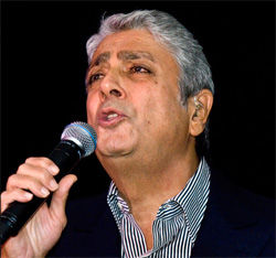 Enrico Macias