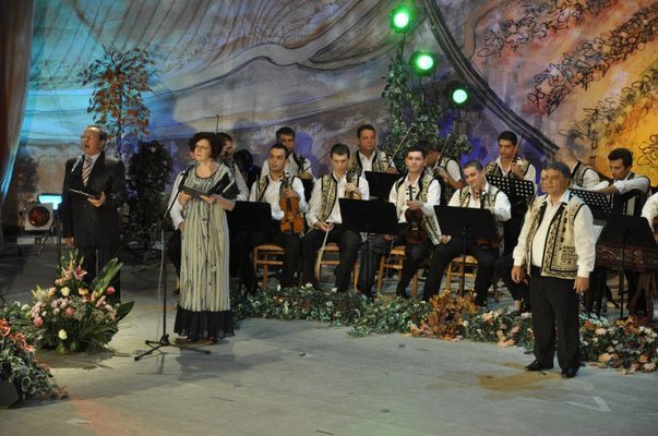 Gavril Prunoiu si Grupul Doruri Muscelene